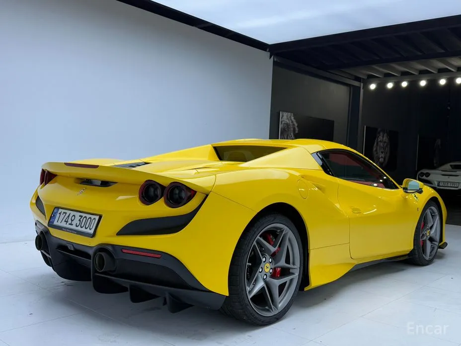 Ferrari F8 2019 3.9 V8
