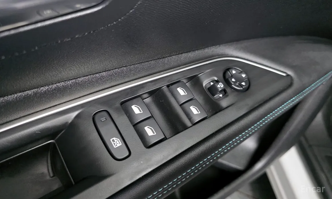 Peugeot 3008 2017 1.2 Pure Tech Allure