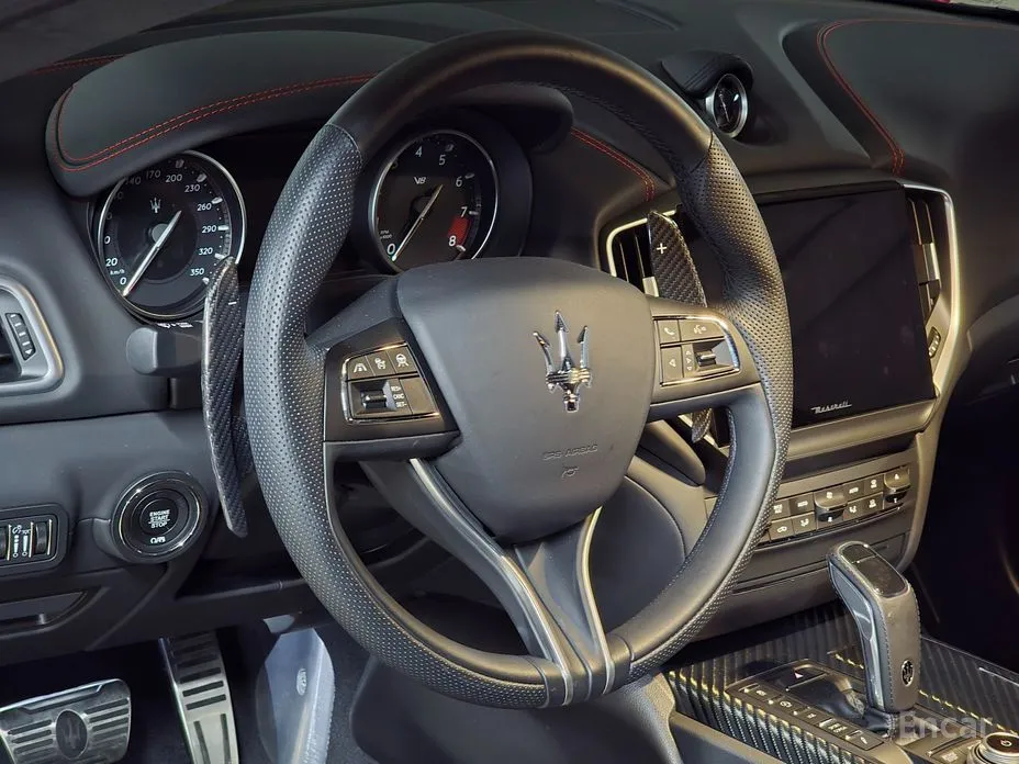 Maserati Ghibli 2013 Trofeo