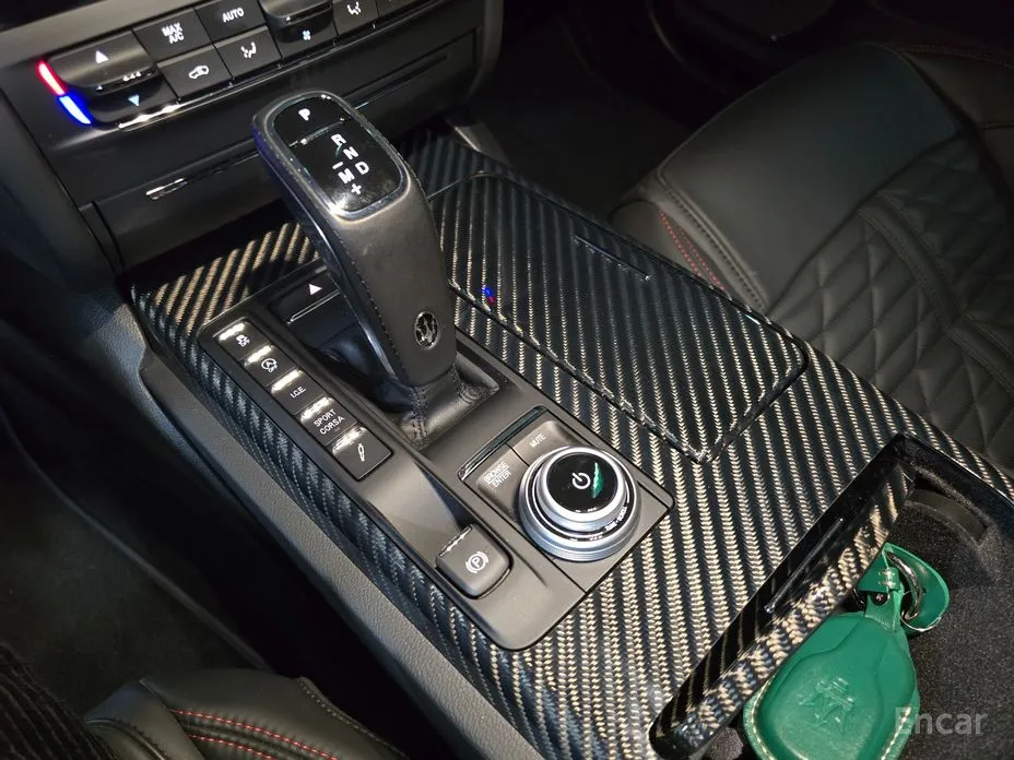 Maserati Ghibli 2013 Trofeo