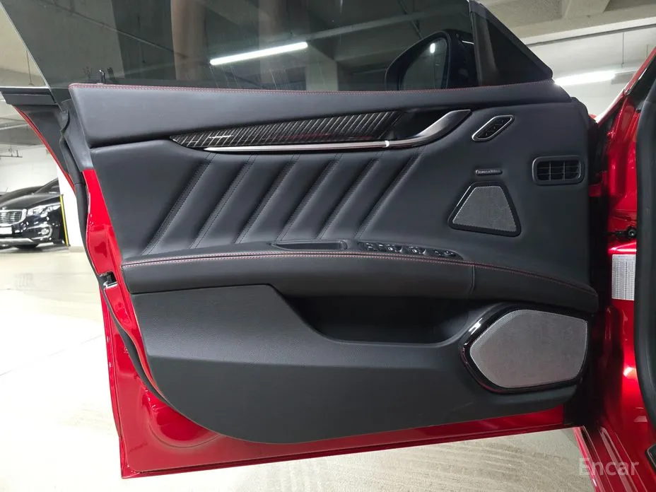 Maserati Ghibli 2013 Trofeo