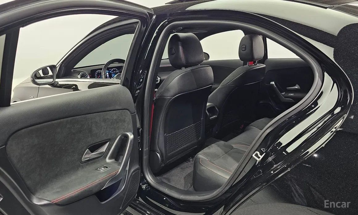 Mercedes-Benz A-Class 2019 AMG A35 4MATIC Sedan