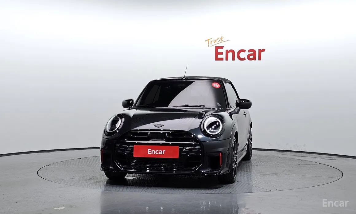 Mini Cooper Convertible 2025 JCW