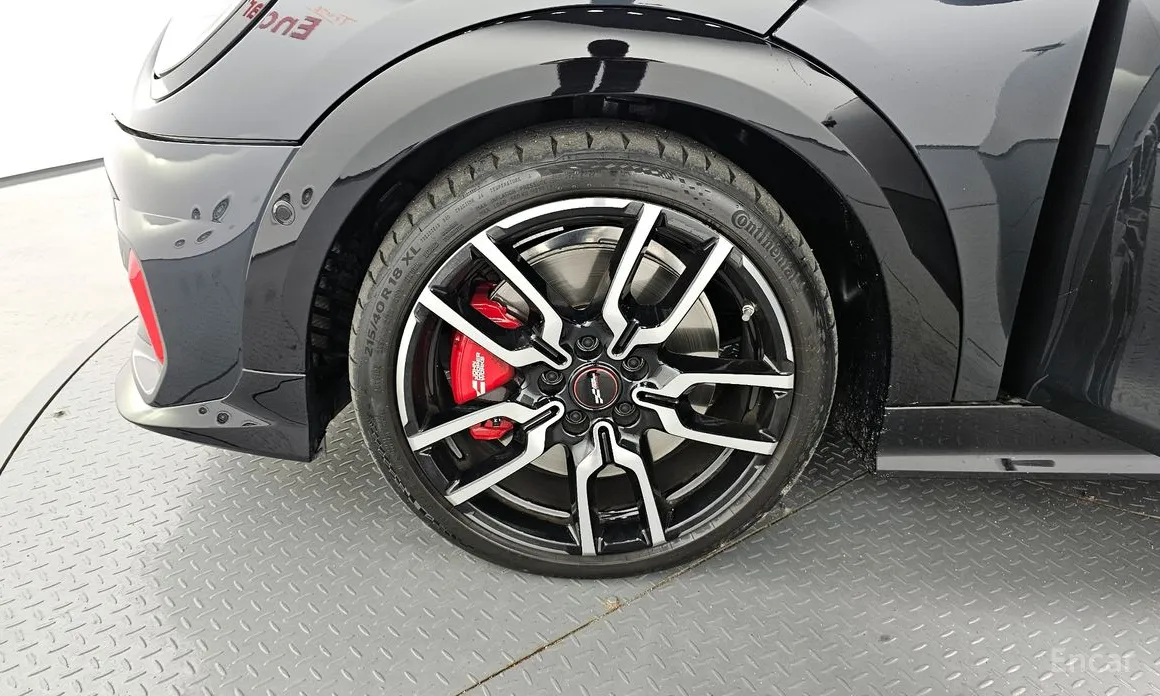 Mini Cooper Convertible 2025 JCW