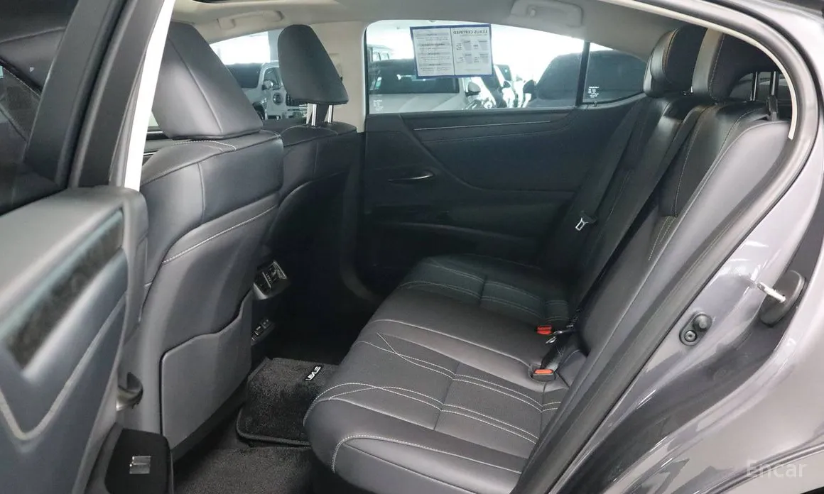 Lexus ES 2018 Luxury Plus