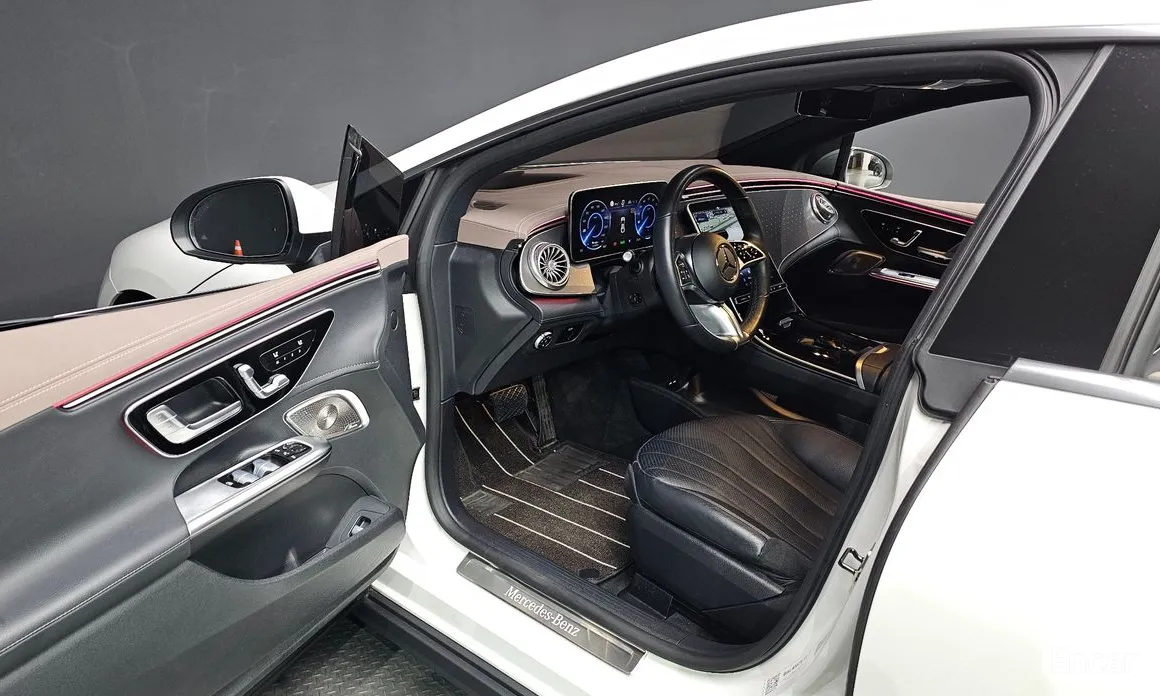 Mercedes-Benz EQE 2022 EQE350+