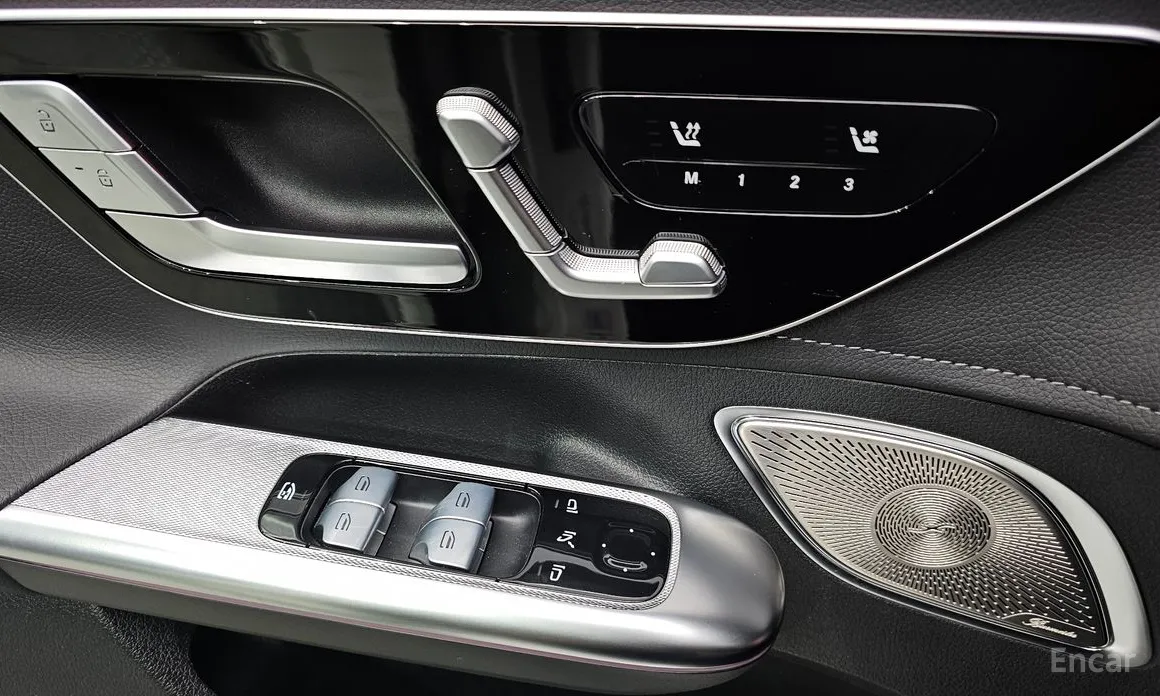 Mercedes-Benz EQE 2022 EQE350+