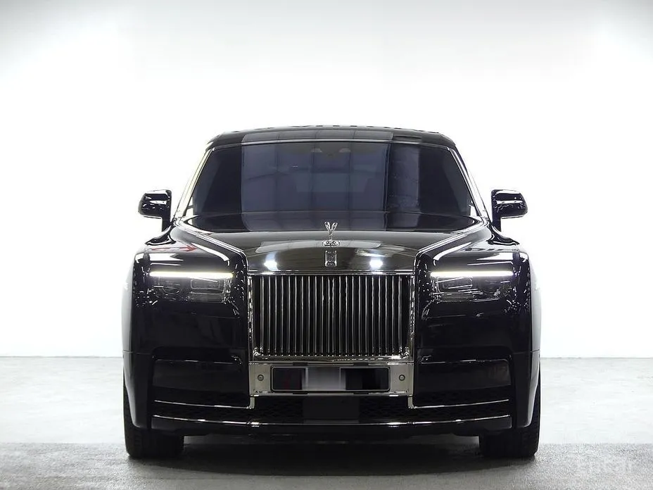 Rolls-Royce Phantom 2003 6.7 EWB V12