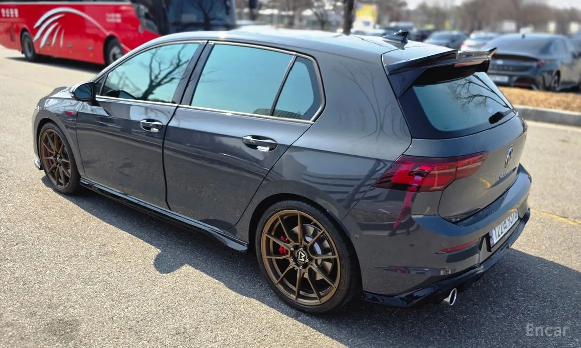 Volkswagen Golf 2022 2.0 GTI