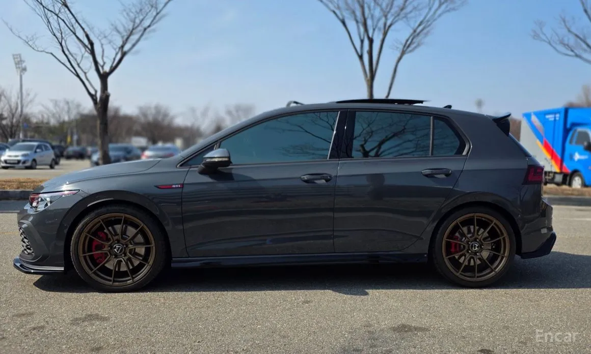 Volkswagen Golf 2022 2.0 GTI