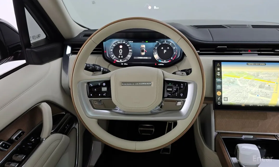 Land Rover Range Rover 2022 P615 SV LWB