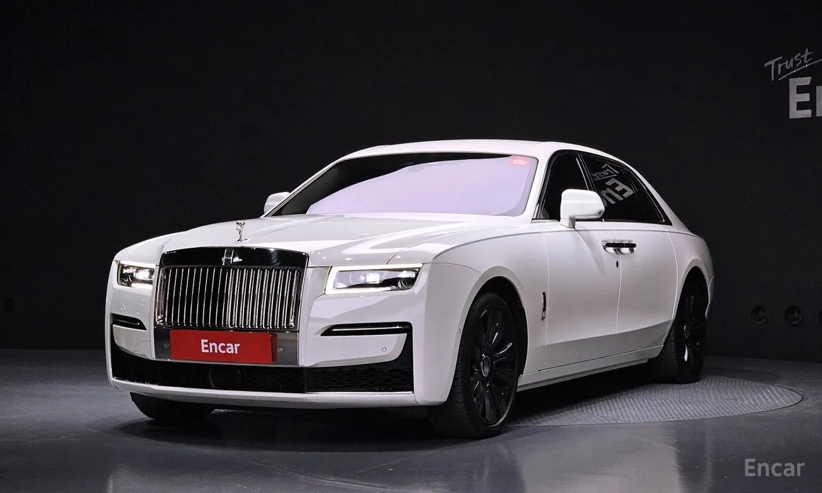 Rolls-Royce Ghost 2020 6.7 EWB V12