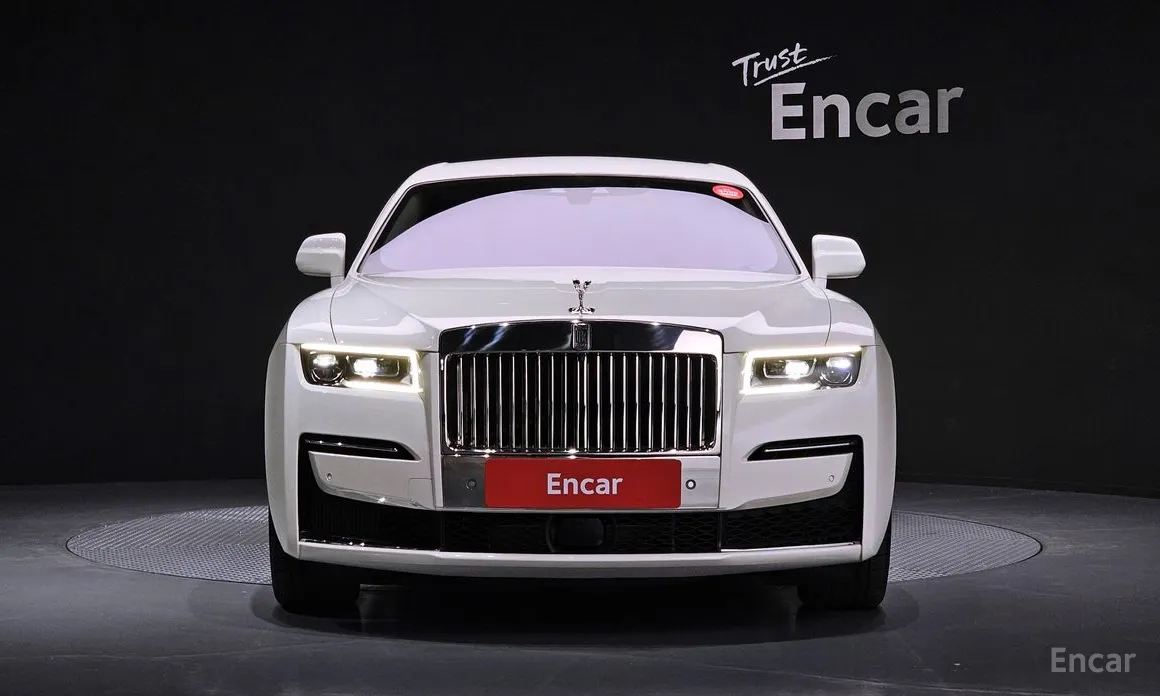 Rolls-Royce Ghost 2020 6.7 EWB V12