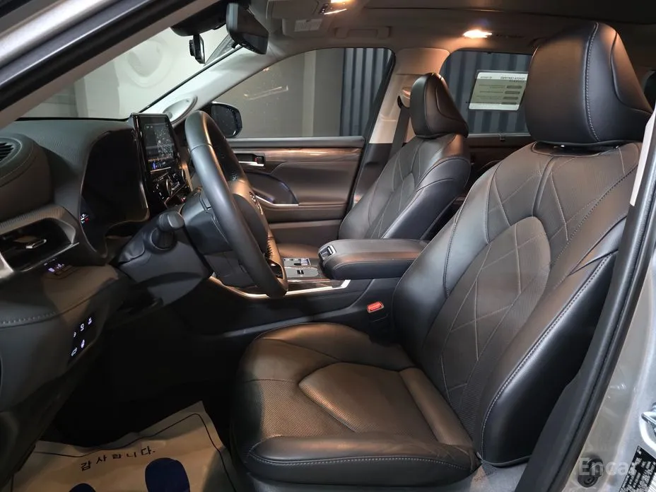 Toyota Highlander 2023 2.5 4WD Platimum