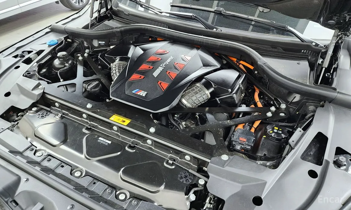 BMW XM 2023 4.4