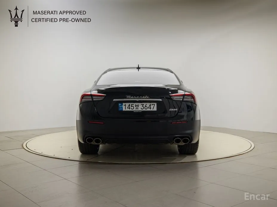 Maserati Ghibli 2013 2.0 Fragment Edition