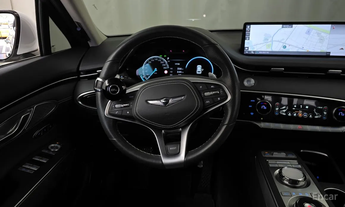 Genesis GV70 2022 e-AWD