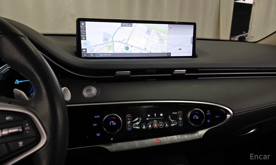 Genesis GV70 2022 e-AWD