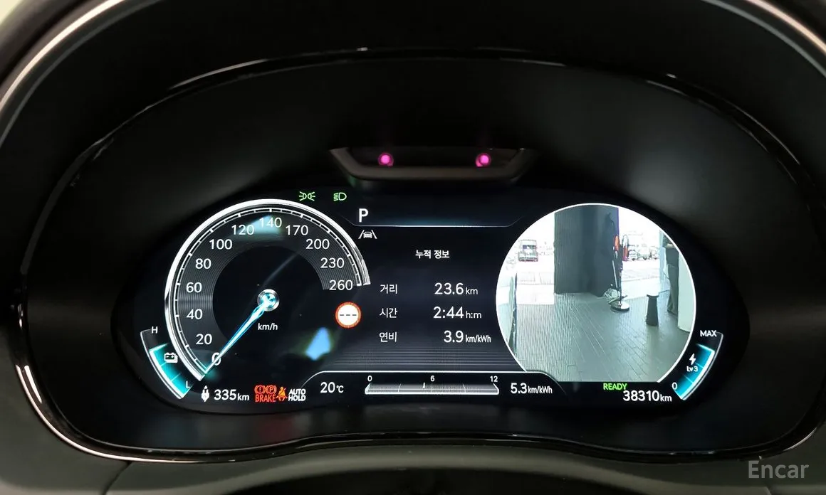 Genesis GV70 2022 e-AWD