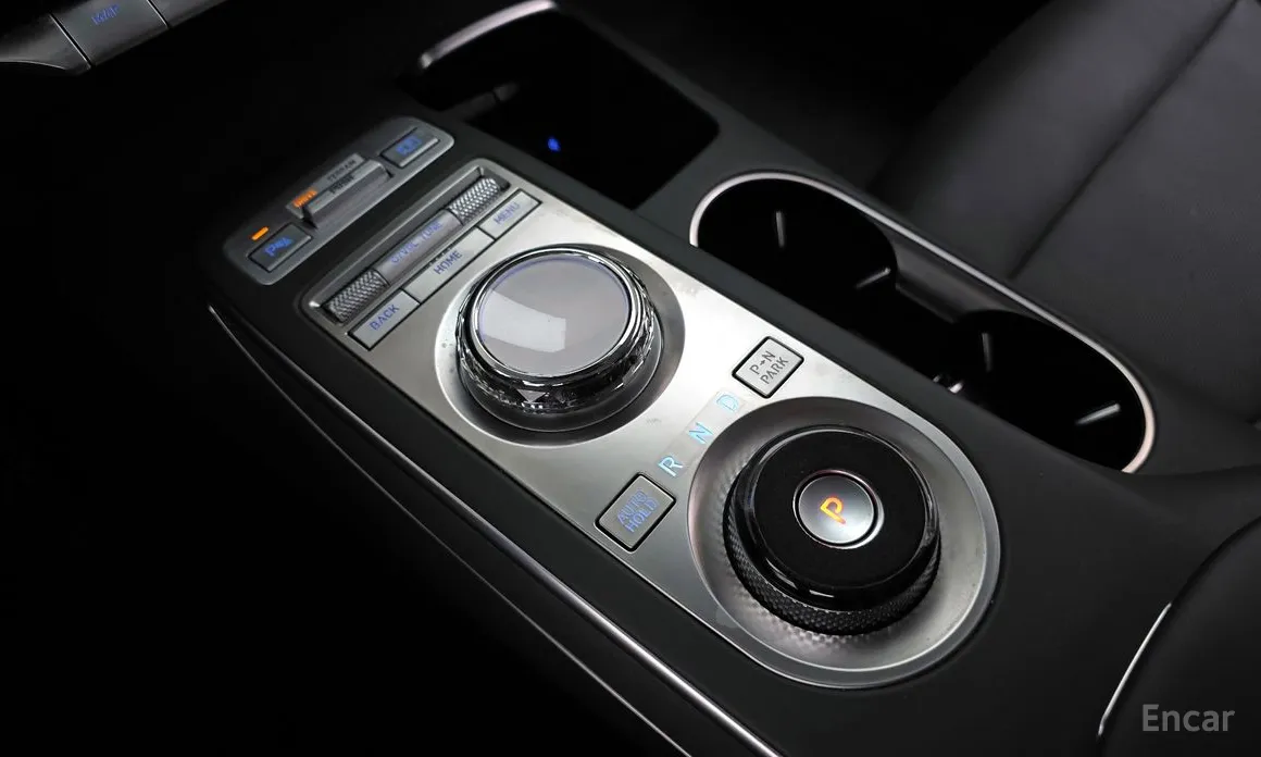 Genesis GV70 2022 e-AWD