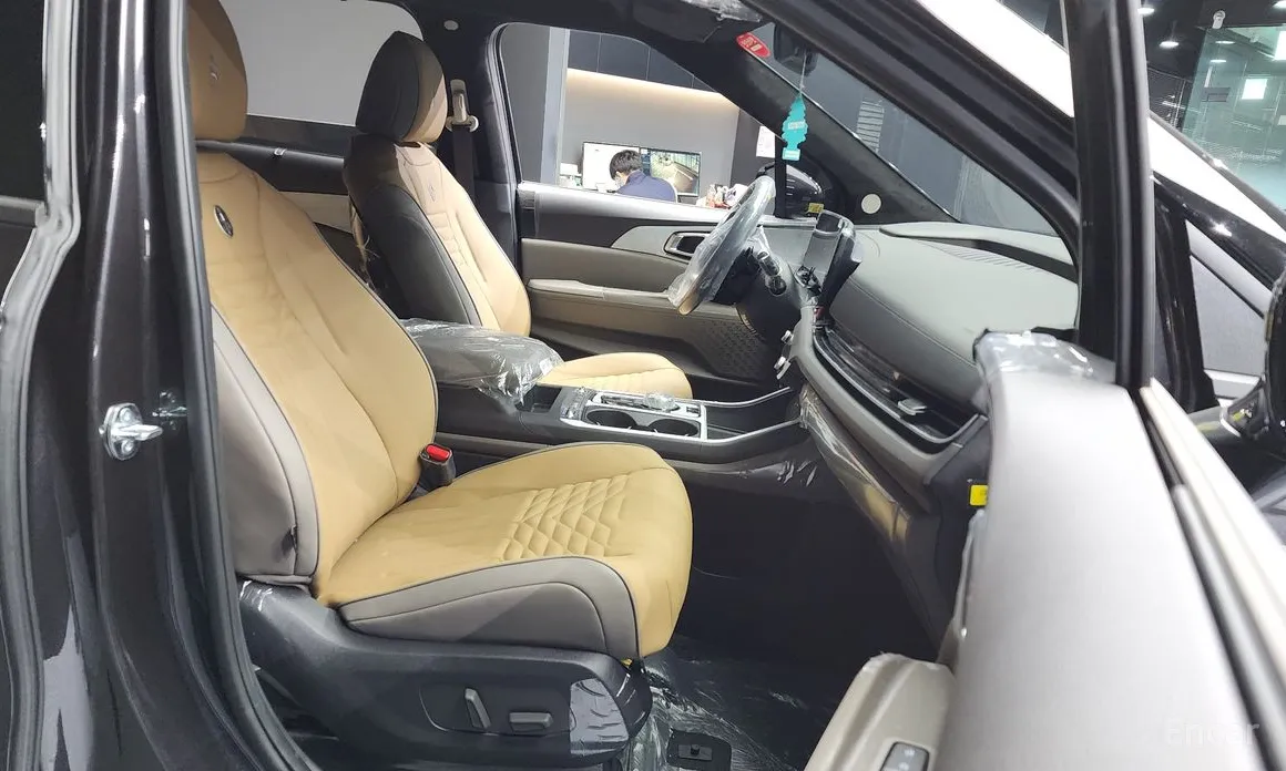 Kia Carnival 2023 Gasoline 9-Seater Hi Limousine (7-seater Limousine(Special vehicle)