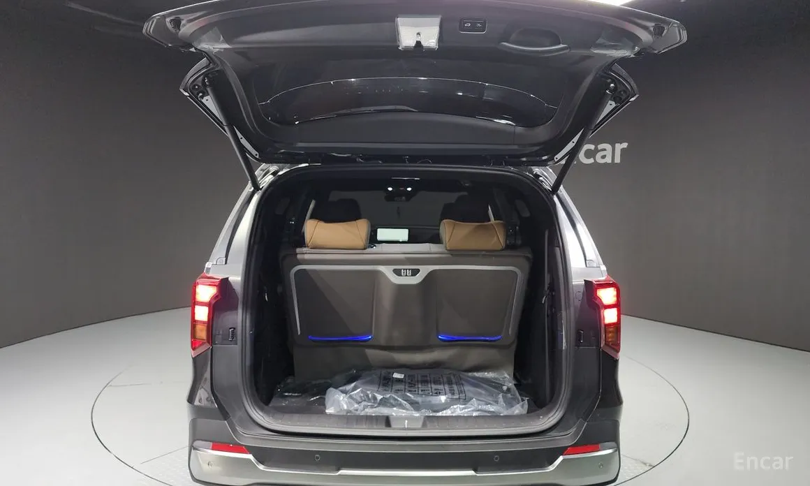 Kia Carnival 2023 Gasoline 9-Seater Hi Limousine (7-seater Limousine(Special vehicle)