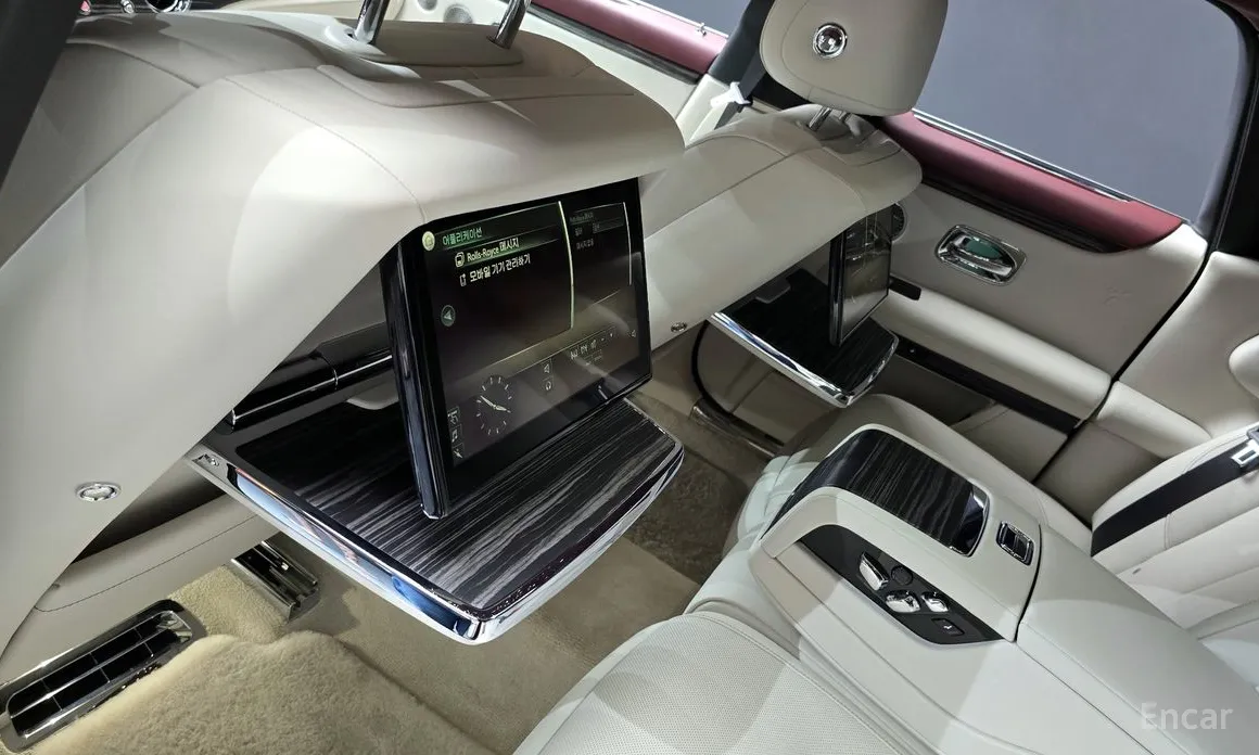 Rolls-Royce Ghost 2020 6.7 V12