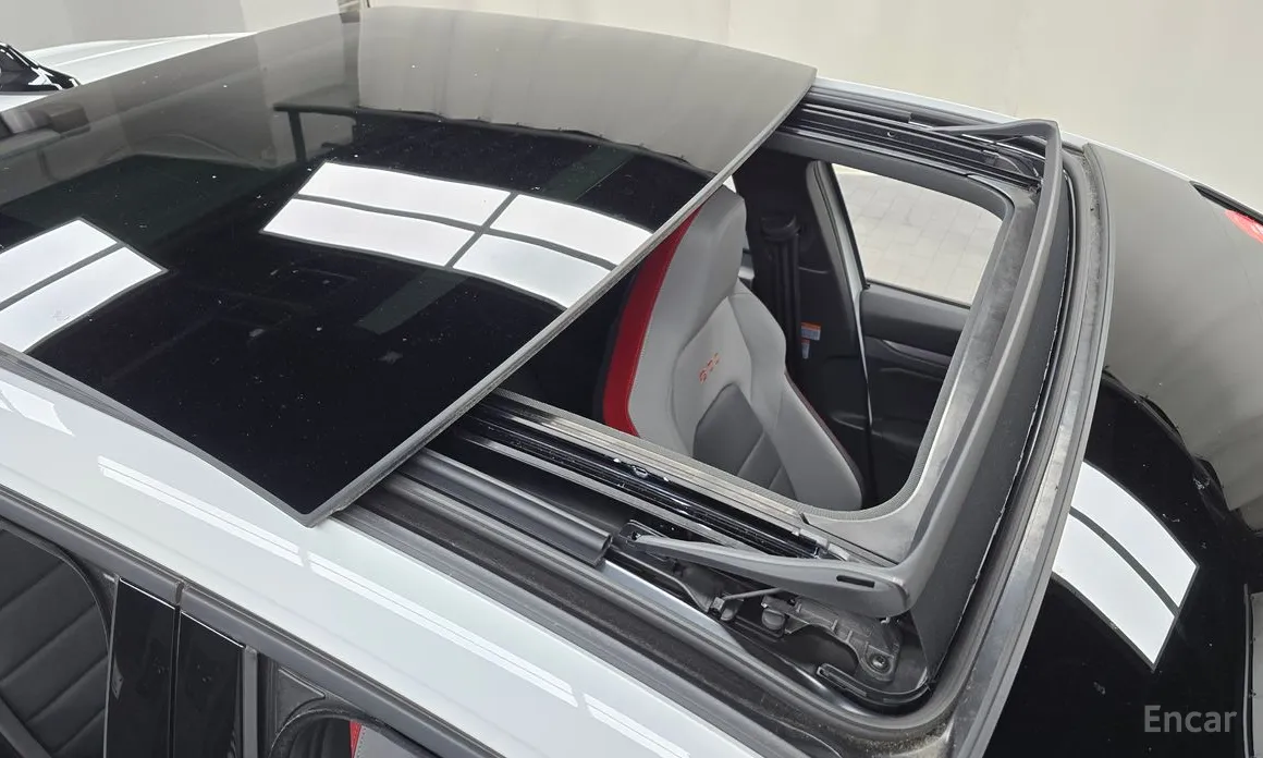 Volkswagen Golf 2022 2.0 GTI