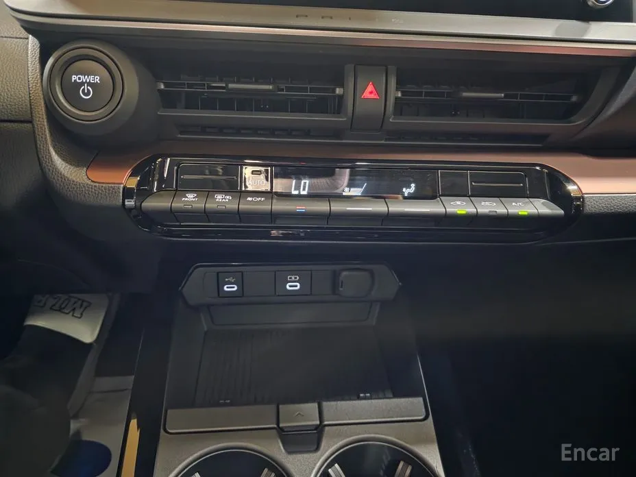 Toyota Prius 2023 2.0 PHEV SE