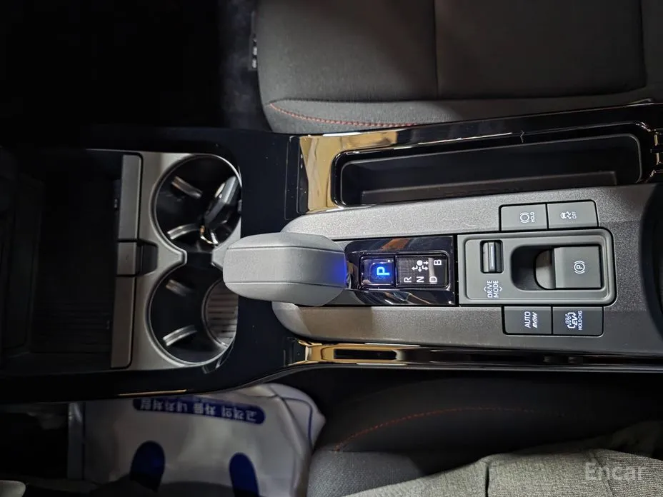 Toyota Prius 2023 2.0 PHEV SE