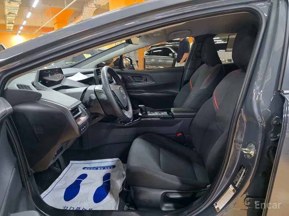 Toyota Prius 2023 2.0 PHEV SE