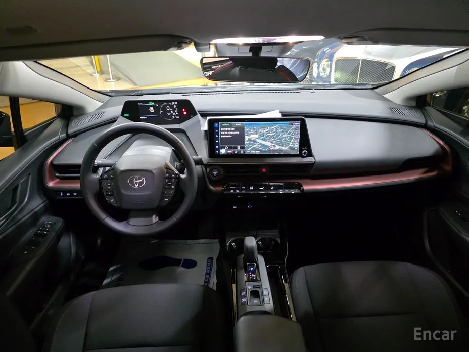 Toyota Prius 2023 2.0 PHEV SE