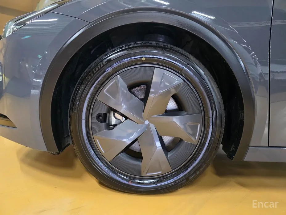 Toyota Prius 2023 2.0 PHEV SE