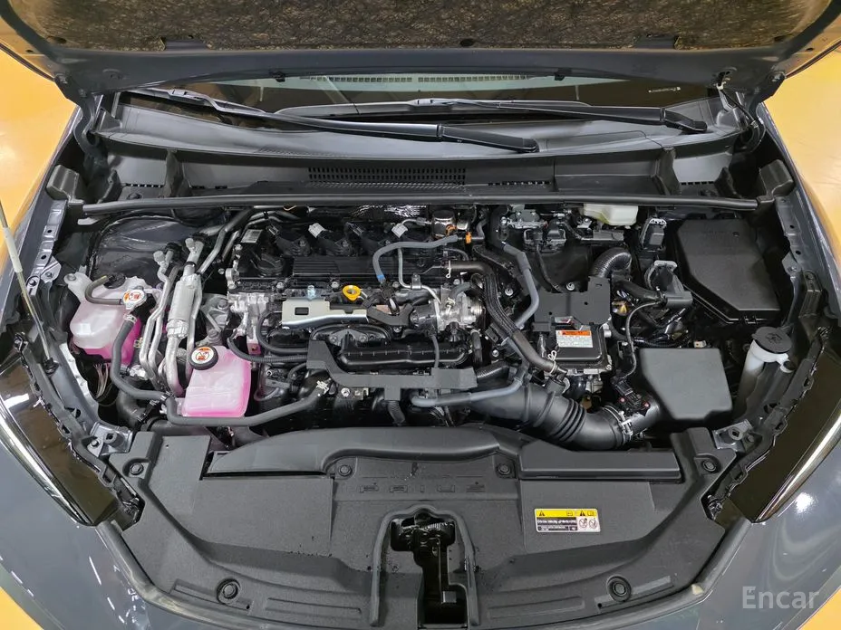 Toyota Prius 2023 2.0 PHEV SE