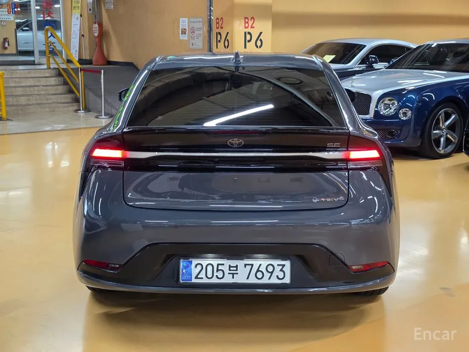 Toyota Prius 2023 2.0 PHEV SE