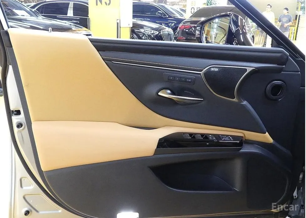 Lexus ES 2018 Executive