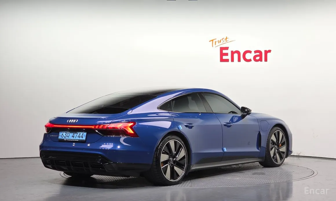 Audi e-tron GT 2021 GT quattro Premium