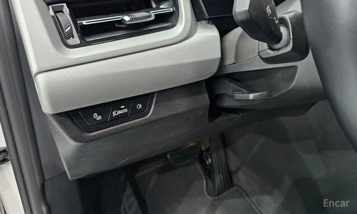 BMW 2 Series 2022 220i Advantage