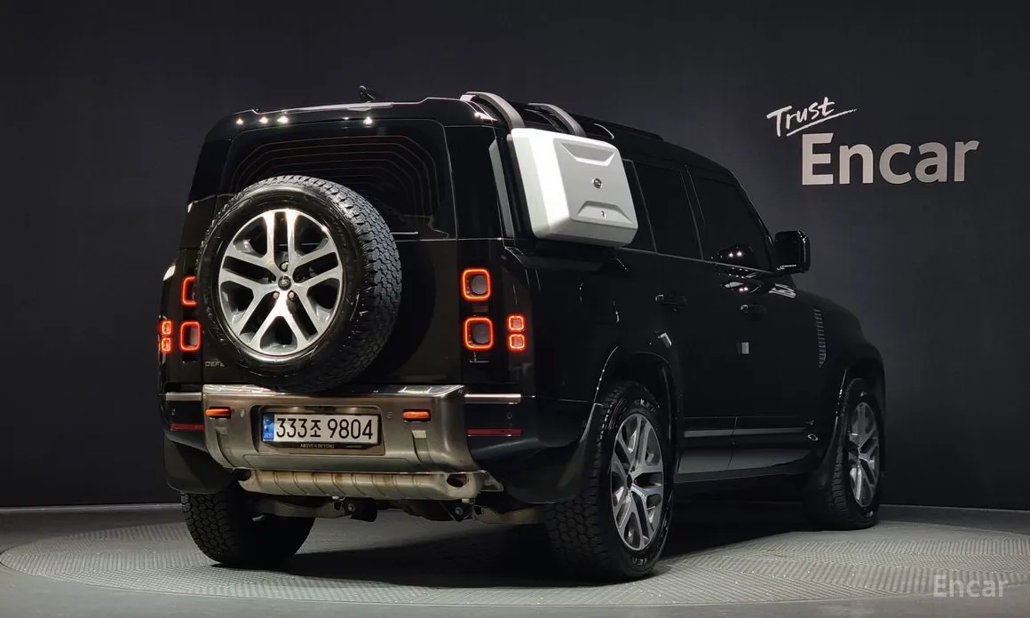 Land Rover Defender 2020 110 P400 X