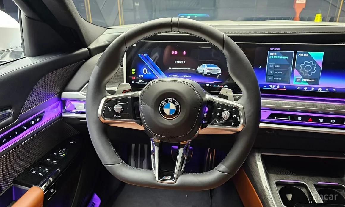 BMW 7 Series 2022 740i xDrive M Sport