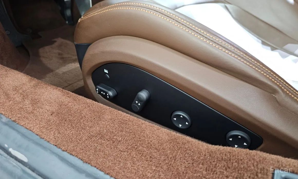 Ferrari F8 2019 3.9 V8