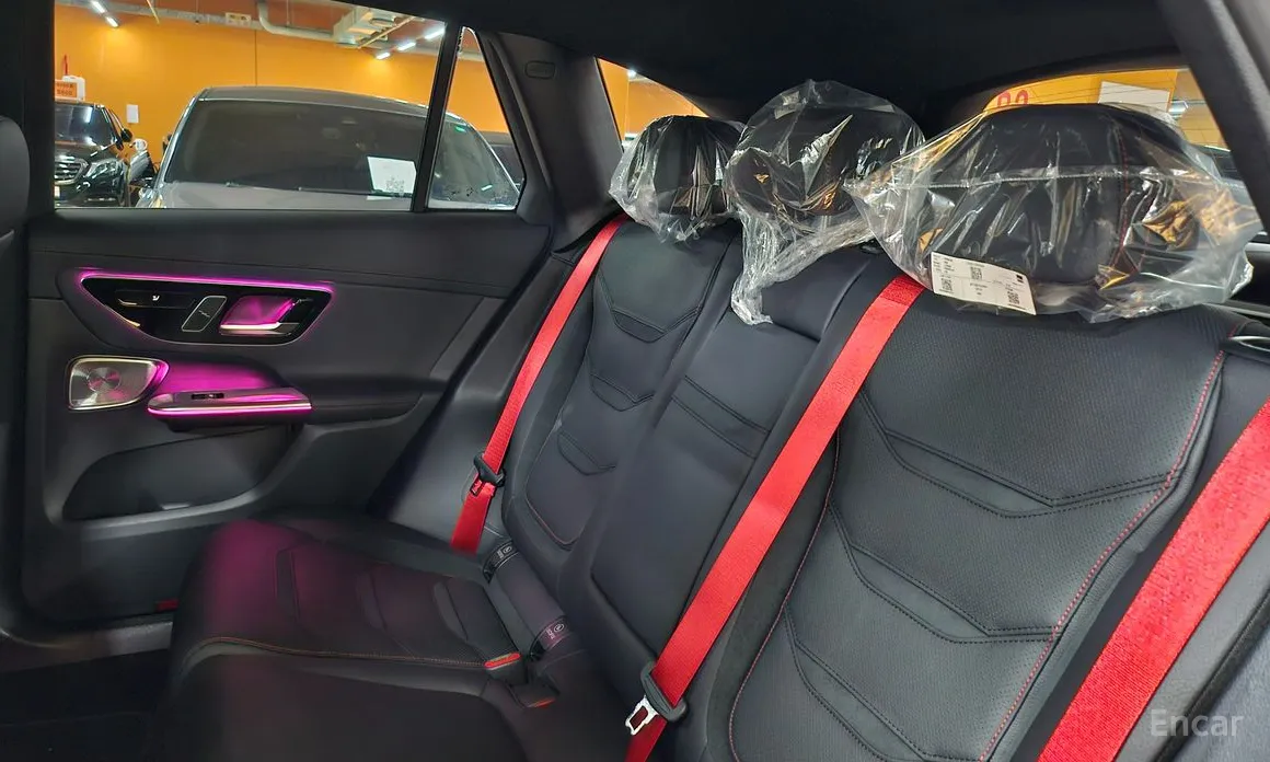 Mercedes-Benz GLC-Class 2023 AMG GLC43 4MATIC