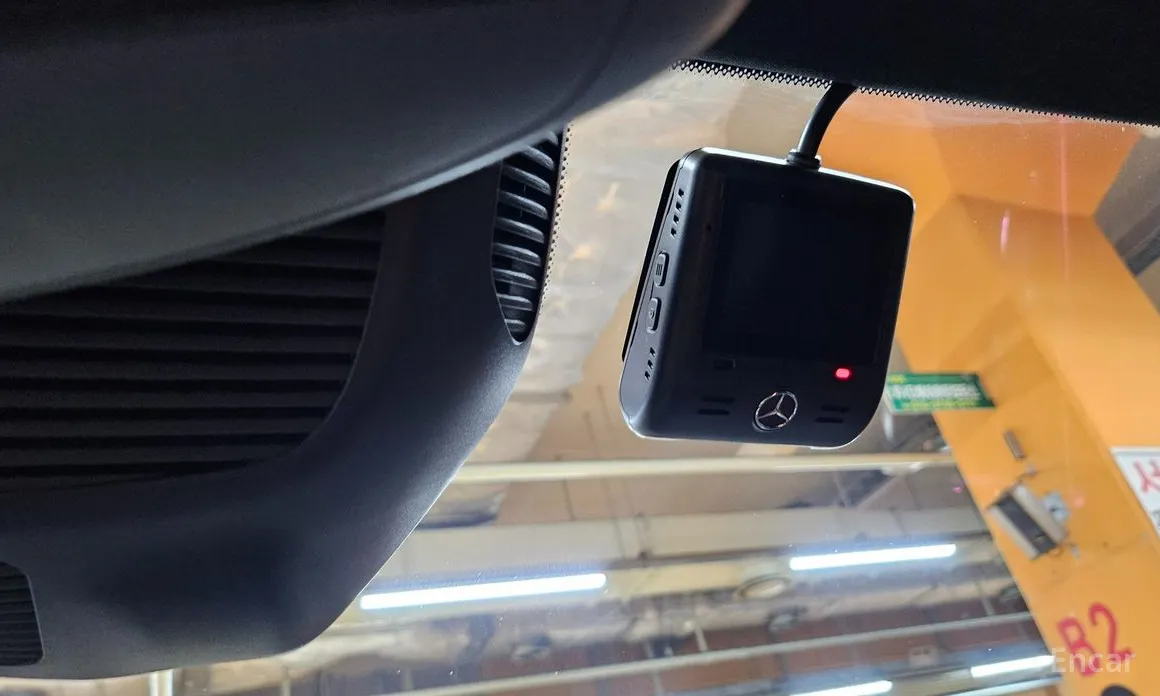 Mercedes-Benz GLC-Class 2023 AMG GLC43 4MATIC