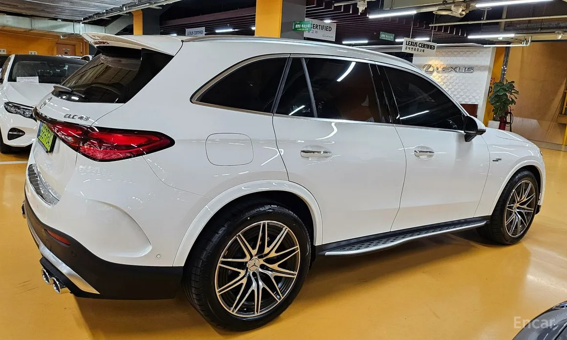 Mercedes-Benz GLC-Class 2023 AMG GLC43 4MATIC