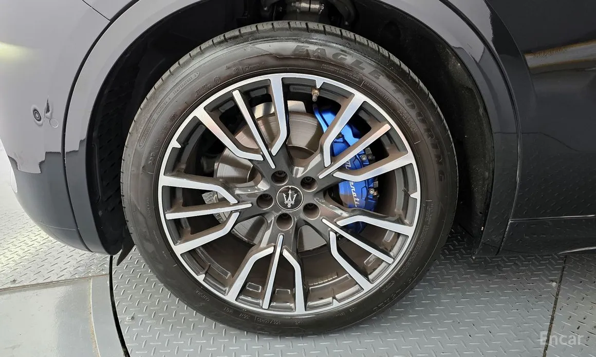 Maserati Grecale 2022 2.0 AWD Modena