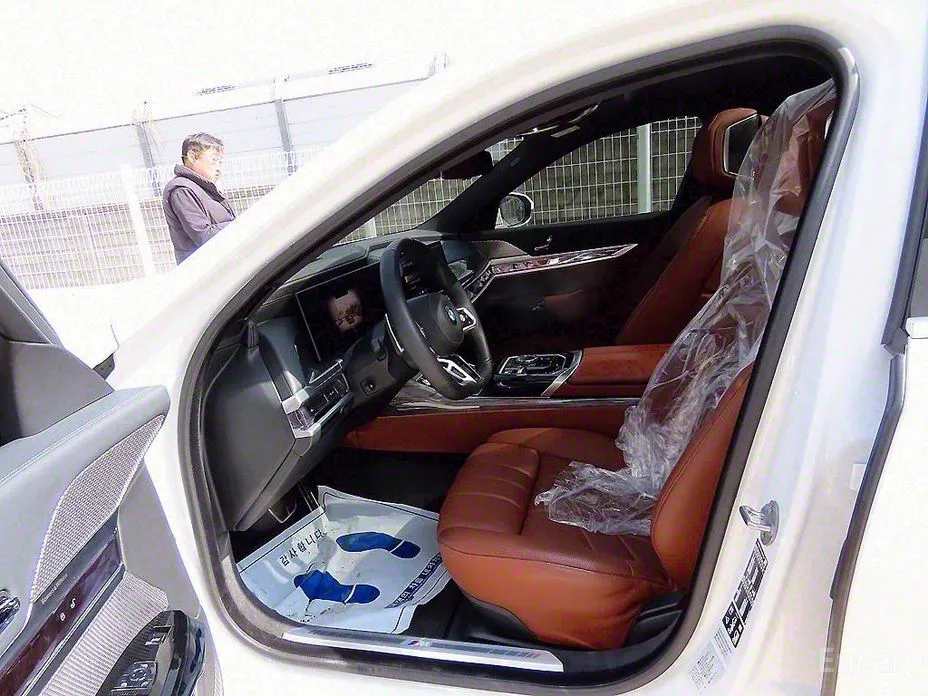 BMW 7 Series 2022 740d xDrive M Sport