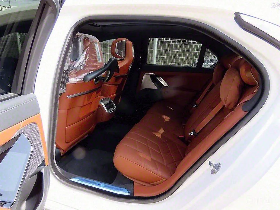 BMW 7 Series 2022 740d xDrive M Sport