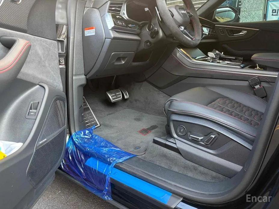 Audi RS Q8 2020 4.0 TFSI Quattro Performance