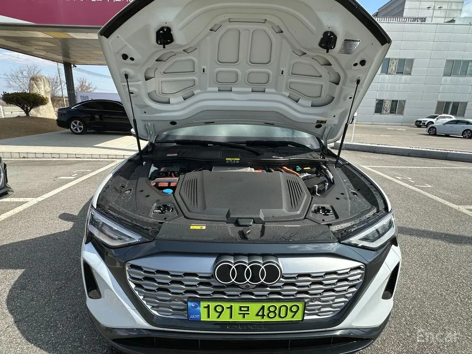 Audi Q8 e-tron 2024 55 Quattro