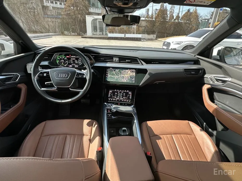Audi Q8 e-tron 2024 55 Quattro